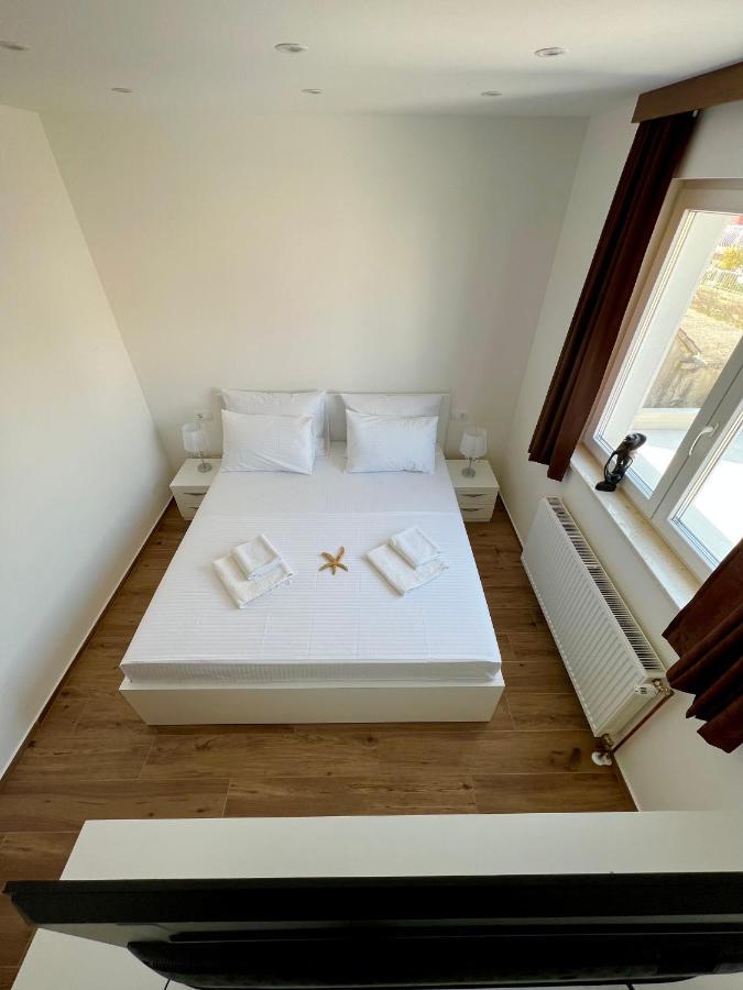 Vila Zrina - Apartmani Trogir Exterior foto